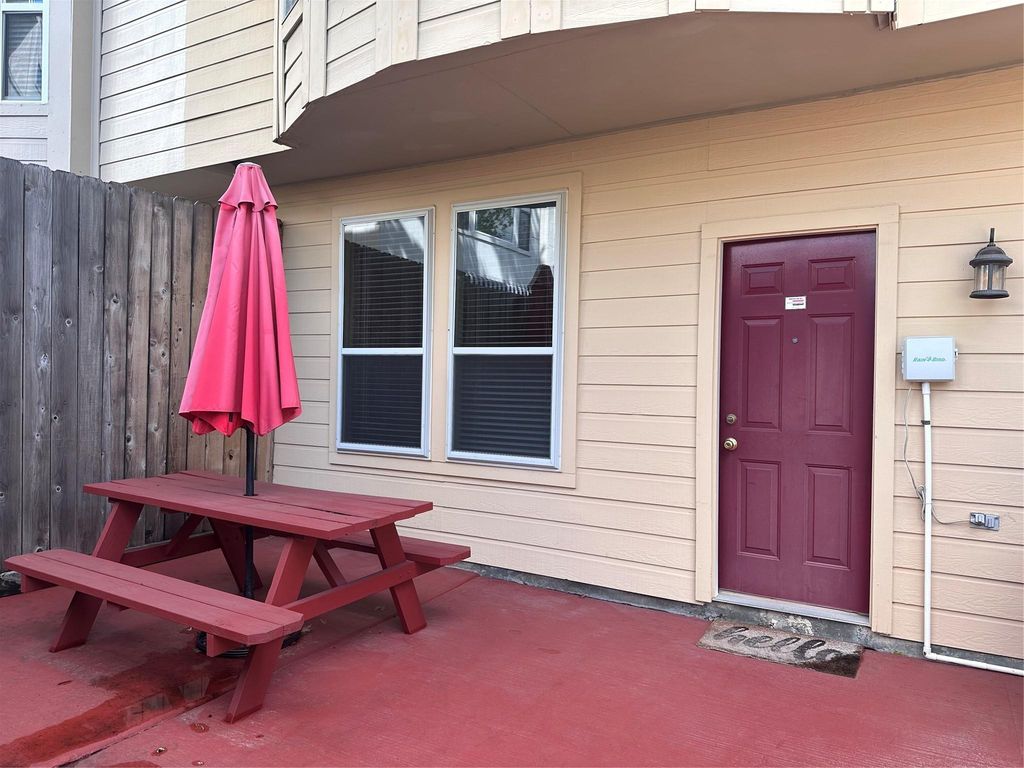 4110 Woodhead Street, Houston, TX 77098
