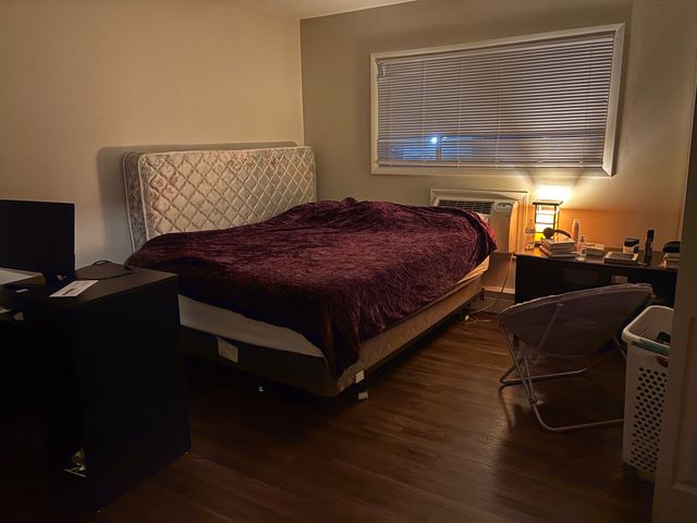 8928 N Steven Drive 2D, Des Plaines, IL 60016