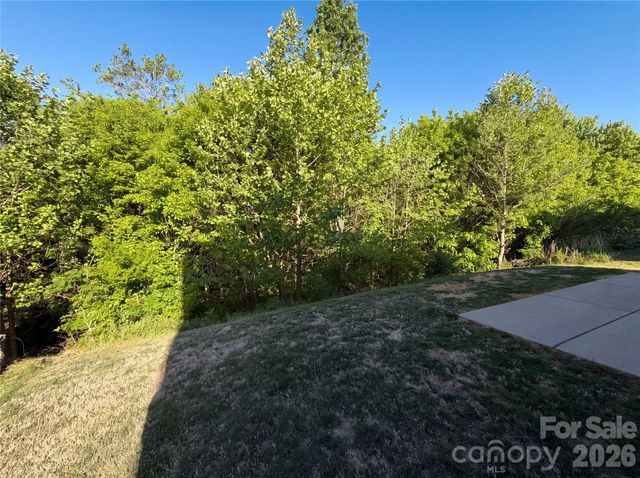 1303 Farm Branch Drive SW, Concord, NC 28027