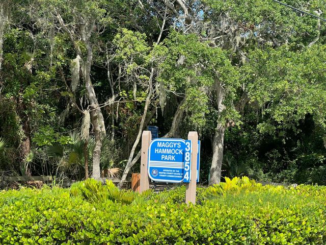 4292 SE Rainbows End, Stuart, FL 34997