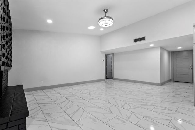 1528 Carnation Drive, Lewisville, TX 75067