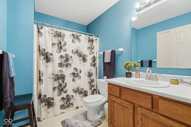 7995 Cobblesprings Drive, Avon, IN 46123