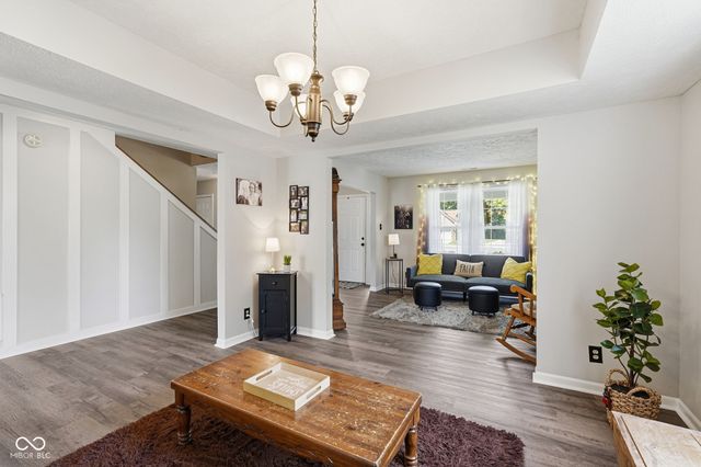 7995 Cobblesprings Drive, Avon, IN 46123