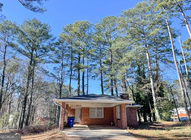 4887 Pine Shadows Drive, Stone Mountain, GA 30088