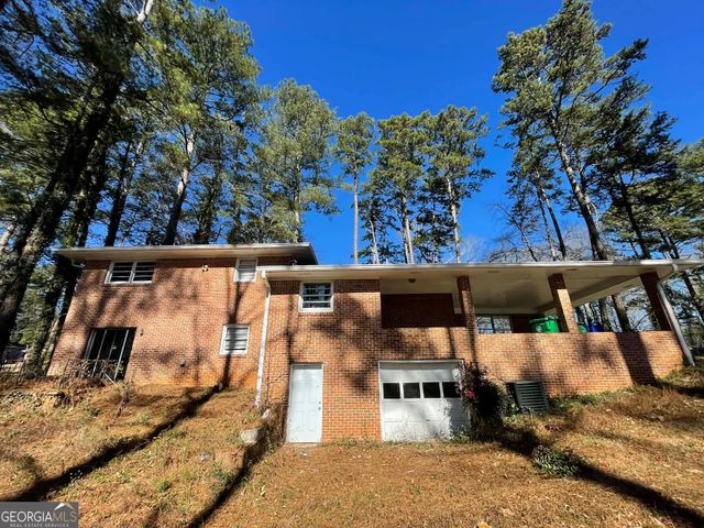 4887 Pine Shadows Drive, Stone Mountain, GA 30088