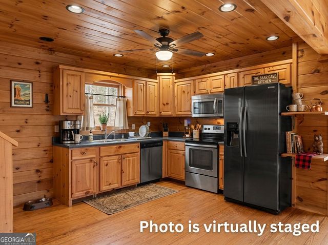 234 Old Indian Trail, Blue Ridge, GA 30513