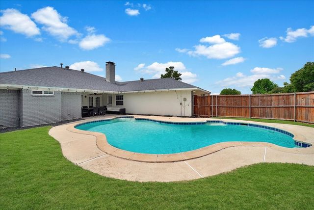 527 Goodwin Drive, Richardson, TX 75081