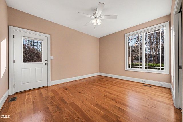 208 Meadow Run Drive, Chapel Hill, NC 27517