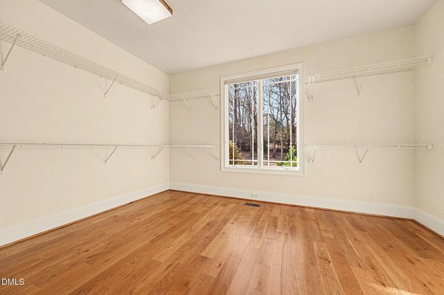 208 Meadow Run Drive, Chapel Hill, NC 27517