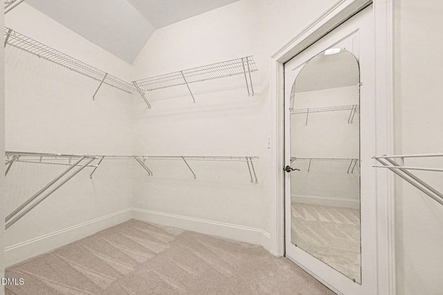 208 Meadow Run Drive, Chapel Hill, NC 27517