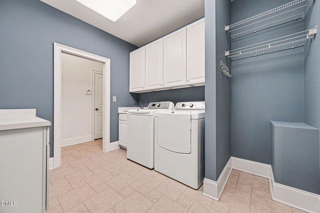 208 Meadow Run Drive, Chapel Hill, NC 27517