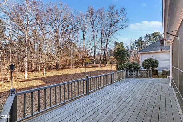 208 Meadow Run Drive, Chapel Hill, NC 27517