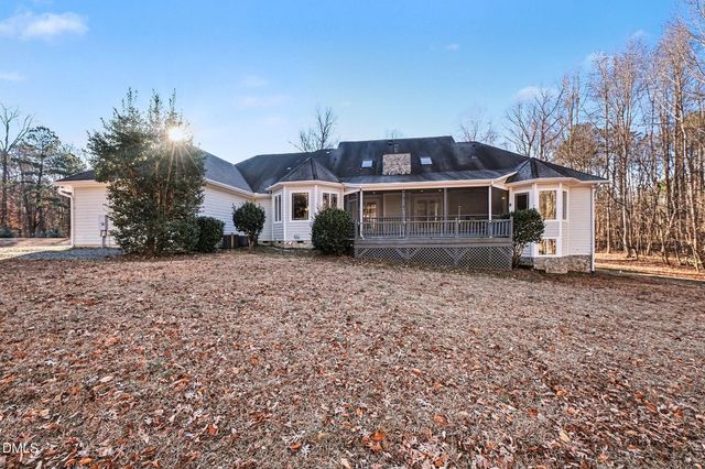 208 Meadow Run Drive, Chapel Hill, NC 27517