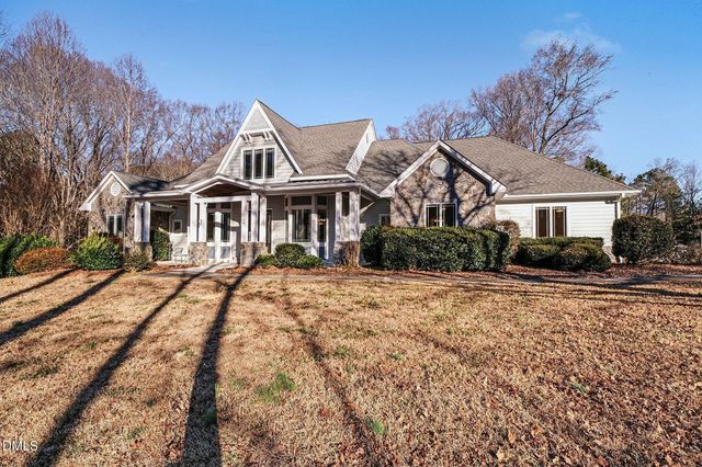 208 Meadow Run Drive, Chapel Hill, NC 27517