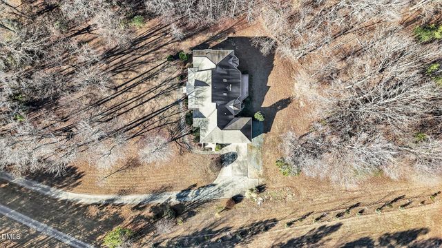 208 Meadow Run Drive, Chapel Hill, NC 27517