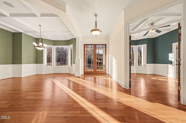 208 Meadow Run Drive, Chapel Hill, NC 27517