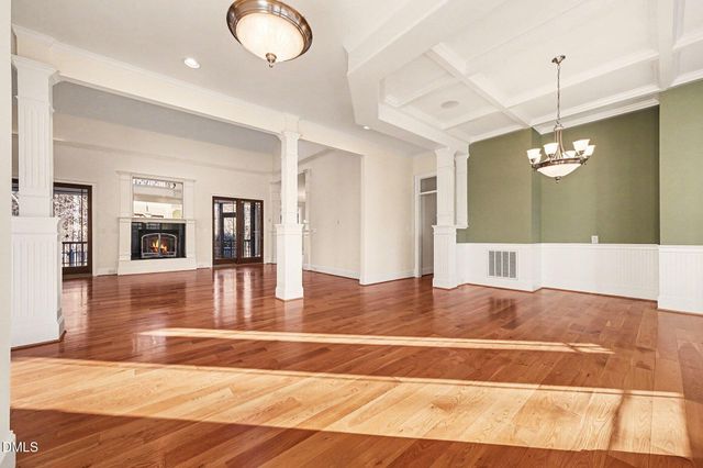 208 Meadow Run Drive, Chapel Hill, NC 27517