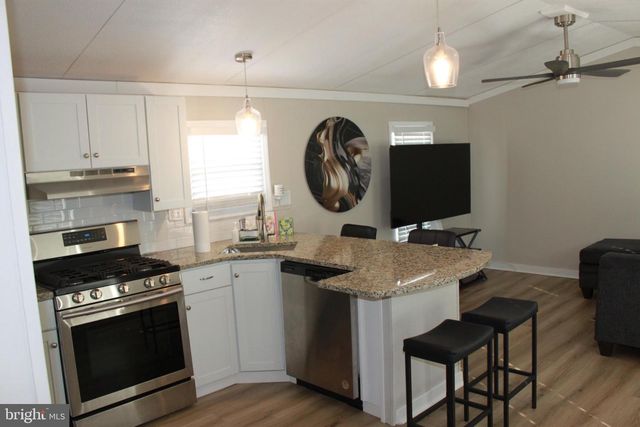 188 MOCKINGBIRD LN, Mantua, NJ 08051