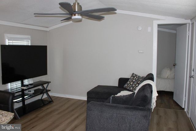 188 MOCKINGBIRD LN, Mantua, NJ 08051