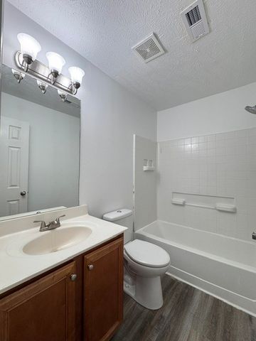 8401 Charbay Cir, Brentwood, TN 37027