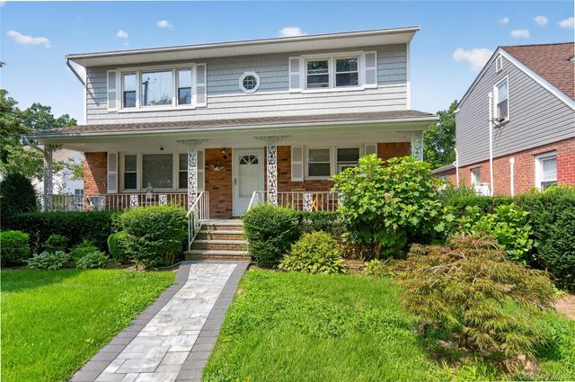 59 S Grand Street, Westbury, NY 11590