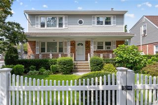 59 S Grand Street, Westbury, NY 11590