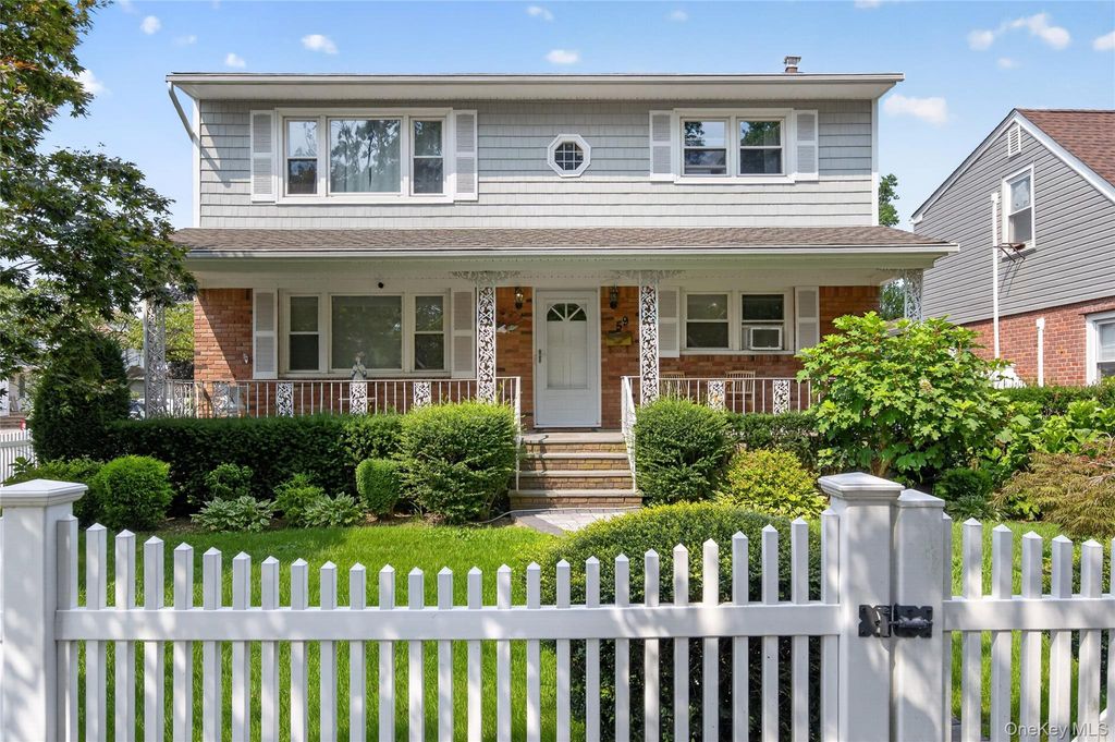 59 S Grand Street, Westbury, NY 11590