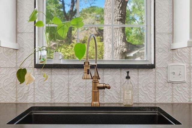 20506 Victorious Drive, Hockley, TX 77447