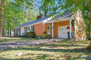 3500 N Colonial Dr, Hopewell, VA 23860