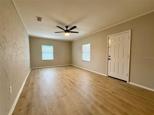 5335 HYDE PARK AVENUE, Orlando, FL 32808