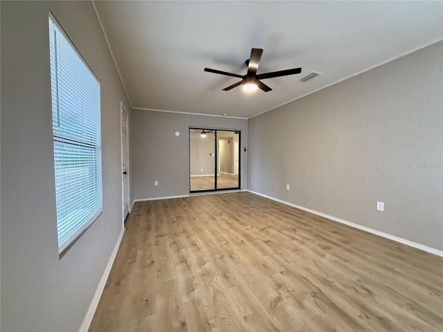 5335 HYDE PARK AVENUE, Orlando, FL 32808