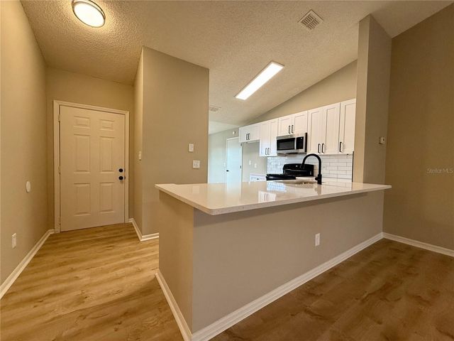 5335 HYDE PARK AVENUE, Orlando, FL 32808