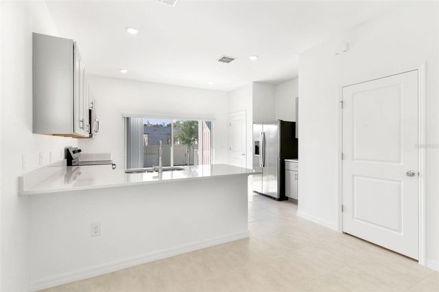 2987 SKYLINE LOOP, Kissimmee, FL 34758