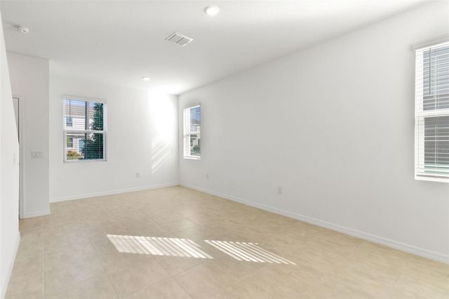 2987 SKYLINE LOOP, Kissimmee, FL 34758