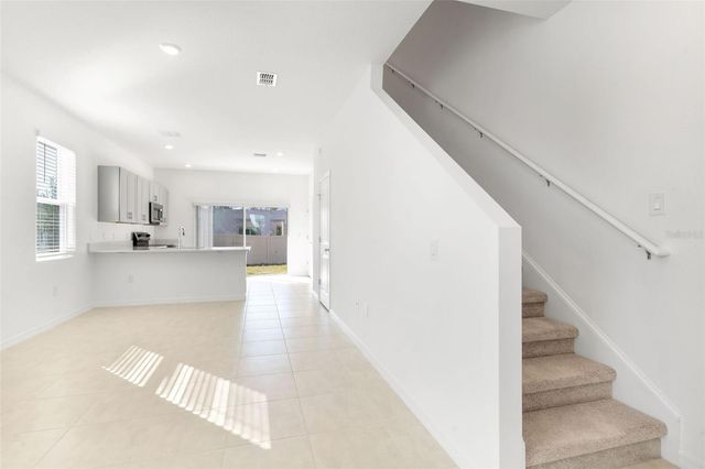 2987 SKYLINE LOOP, Kissimmee, FL 34758