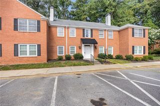 344 Hanover Arms Court C, Winston-salem, NC 27104