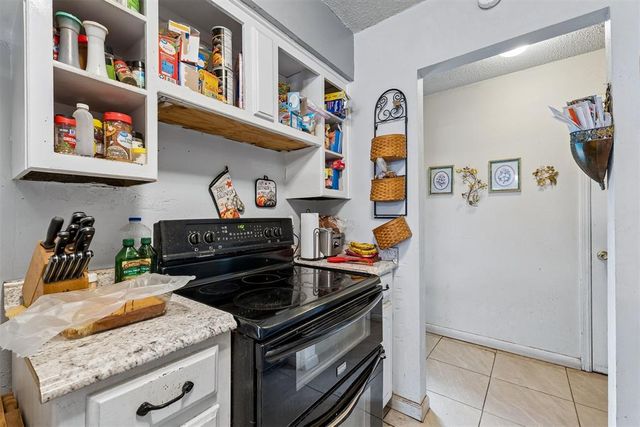 1036 Larkspur Road, Moore, OK 73160