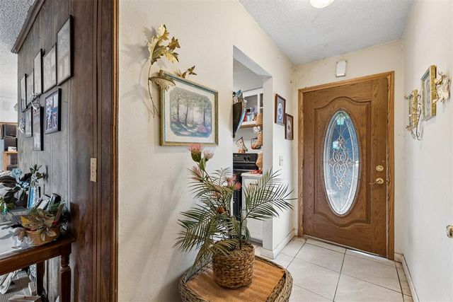 1036 Larkspur Road, Moore, OK 73160
