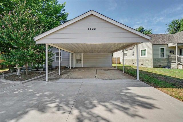 1122 NW Maple Ave, Lawton, OK 73507