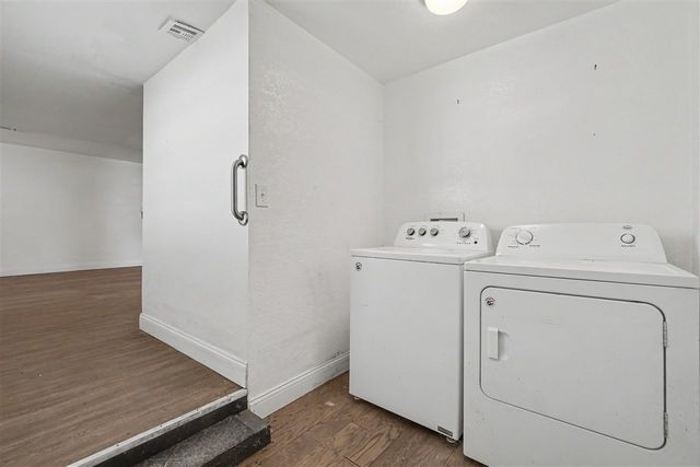 1122 NW Maple Ave, Lawton, OK 73507