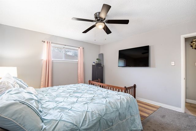 353 Brook Hollow Drive, Desoto, TX 75115