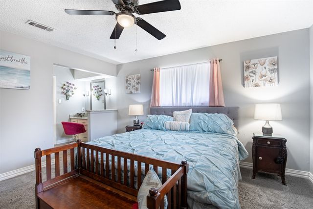 353 Brook Hollow Drive, Desoto, TX 75115