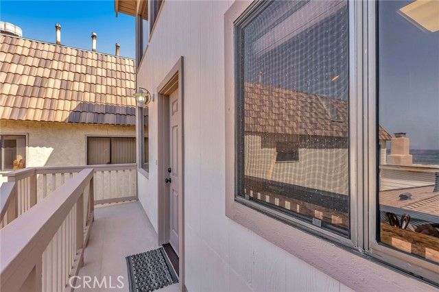 16887 S Pacific Avenue, Sunset Beach, CA 90742