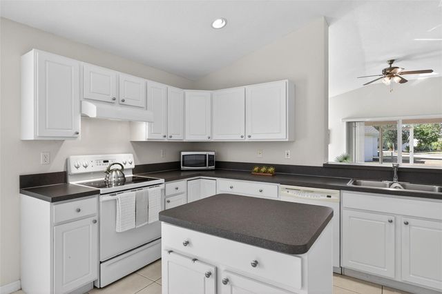 417 ROSE APPLE CIRCLE, Port Charlotte, FL 33954