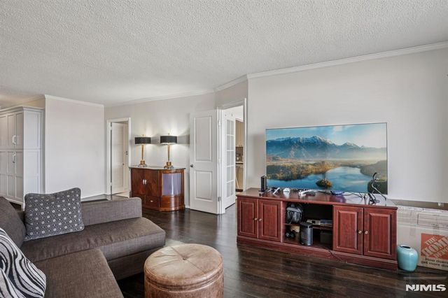 1530 Palisade Avenue 8M, Fort Lee, NJ 07024