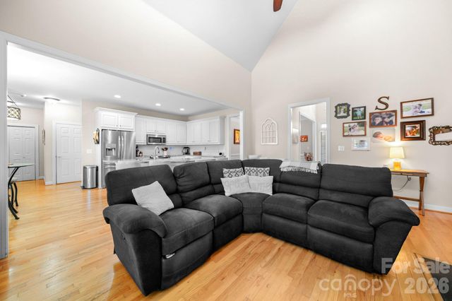 2318 Cardinal Ridge Lane, Wingate, NC 28174