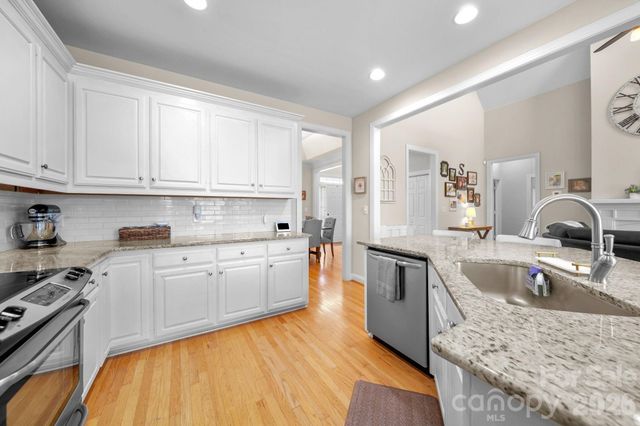 2318 Cardinal Ridge Lane, Wingate, NC 28174