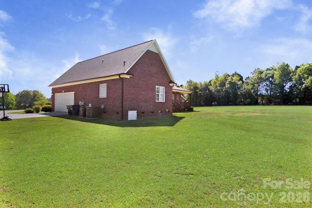2318 Cardinal Ridge Lane, Wingate, NC 28174