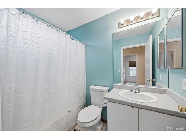 5003 Jasper Ct, Denver, CO 80239