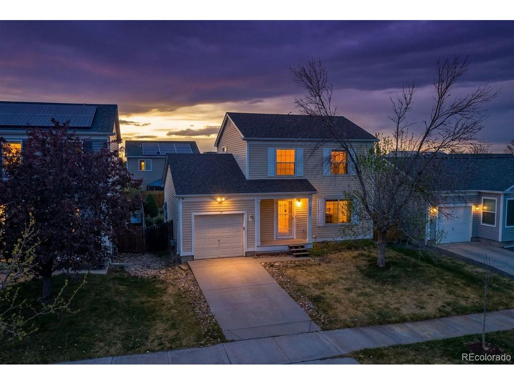 5003 Jasper Ct, Denver, CO 80239